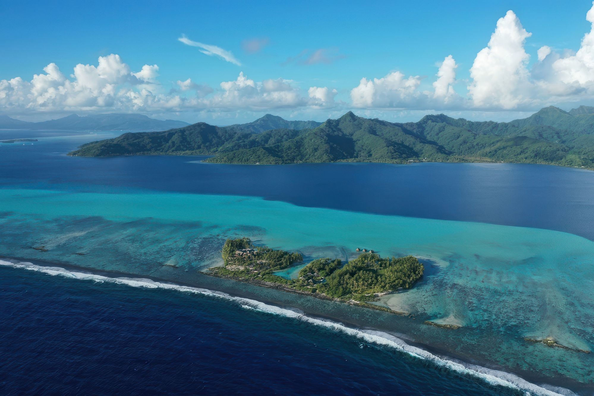 Vahine Private Island, aerial view, Taha\'a